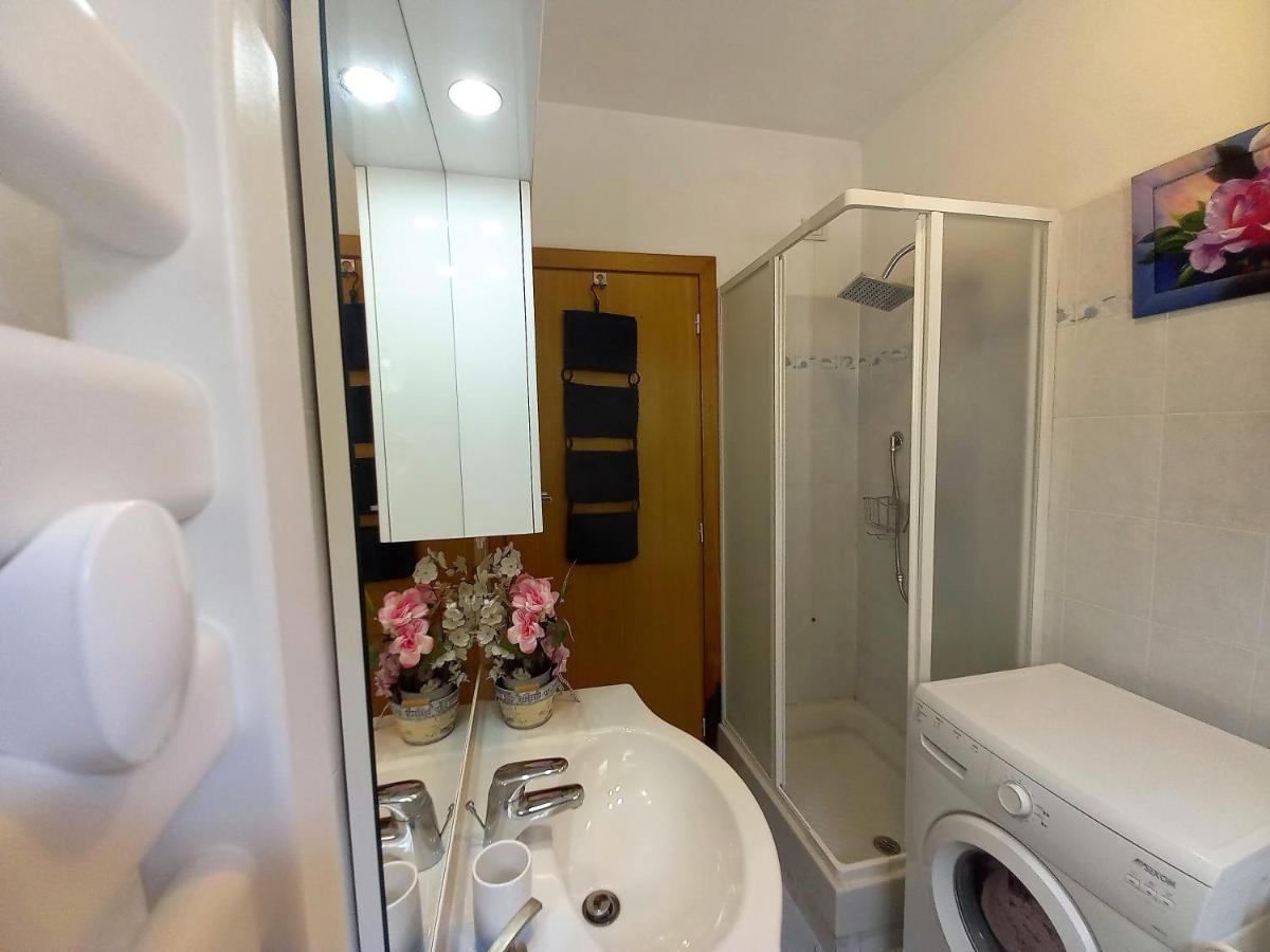 Palazzo Wanny Free Parking & Terrace Apartment Florence Exterior photo