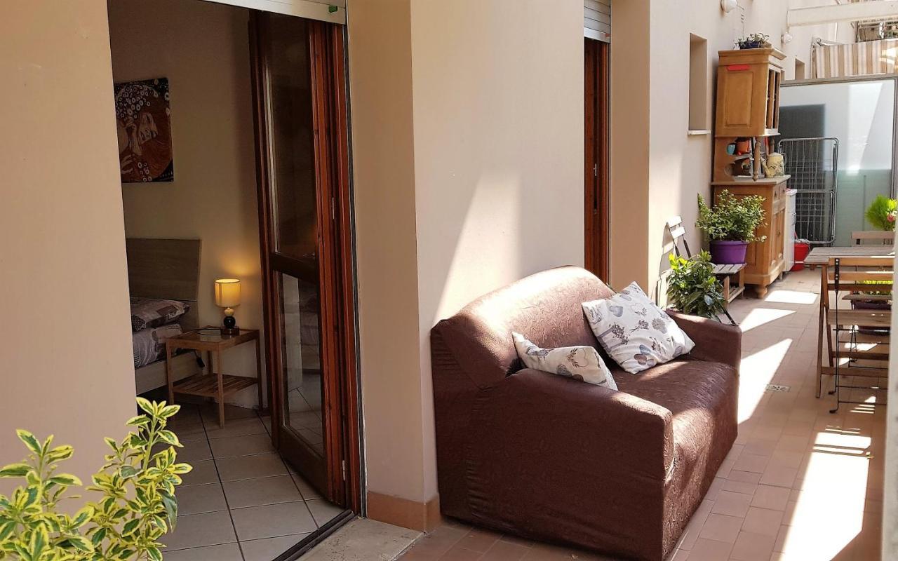 Palazzo Wanny Free Parking & Terrace Apartment Florence Exterior photo