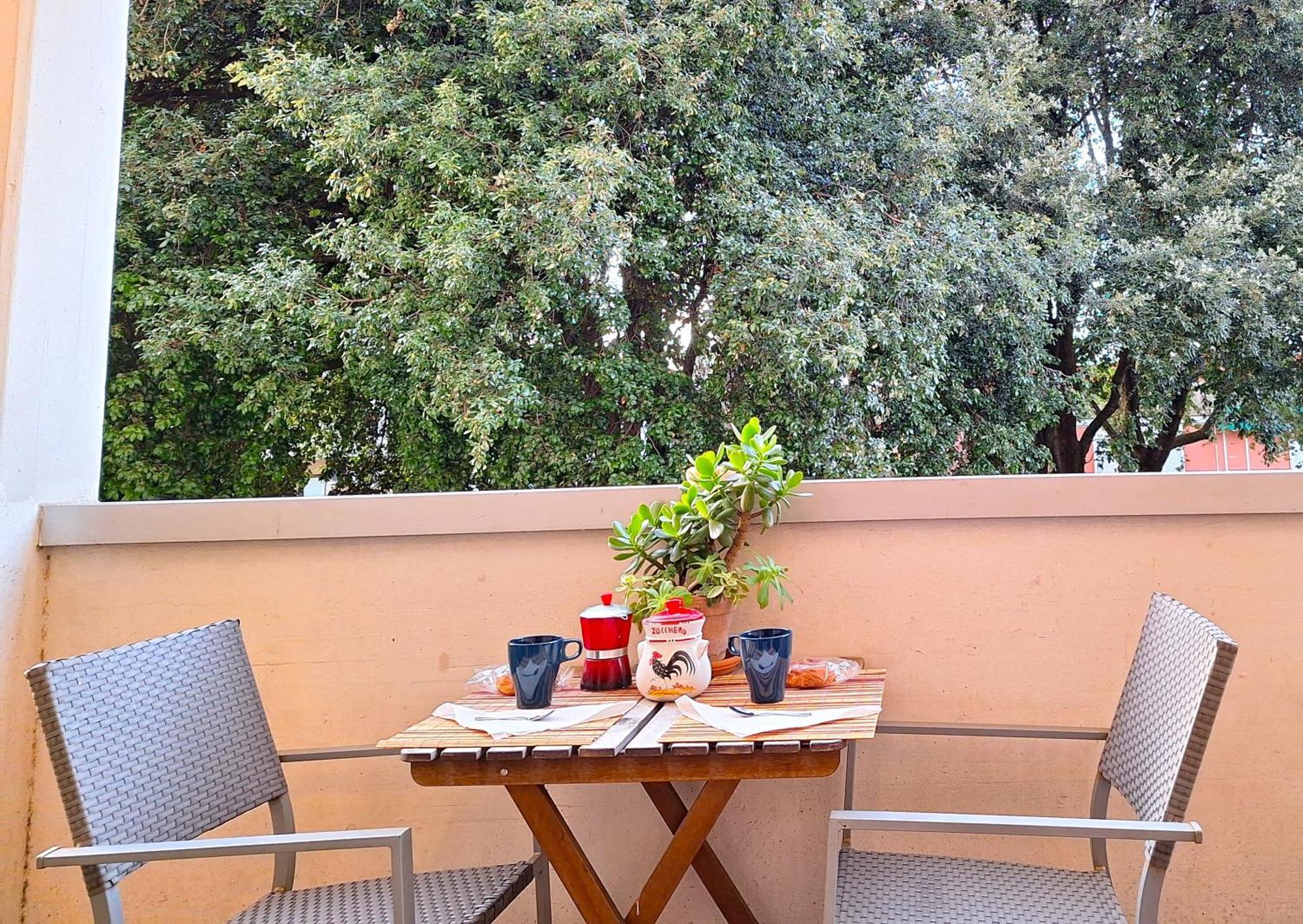 Palazzo Wanny Free Parking & Terrace Apartment Florence Exterior photo